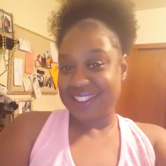 Meet the Posher Other - Meet your Posher, Kendra